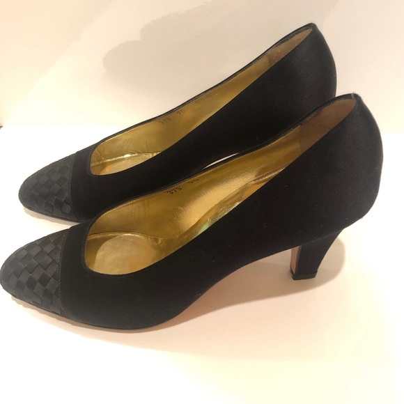Bottega Veneta Pumps with Signature Weave - Picture 4 of 9